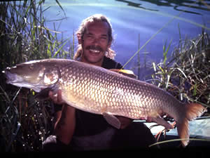 Carp & Cat Bussters Fishing Guide in Spain - Peter Staggs